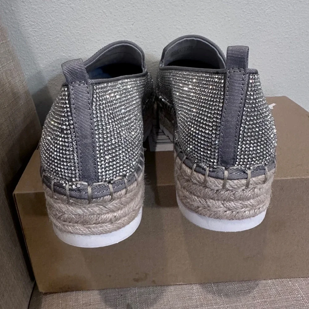 Gianni Bini Women's Silver Rhinestone Espadrille Slip On Flats Shoes Size‎ 6M